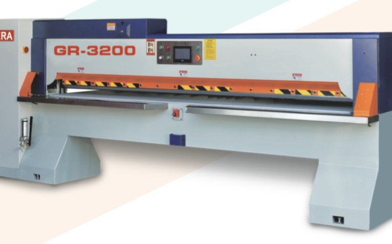 Máy Cắt Thủy Lực