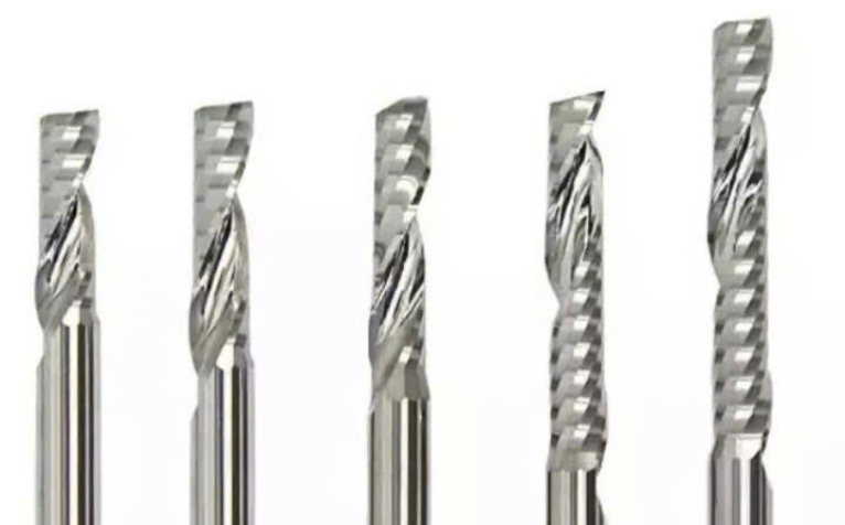 Mũi Dao CNC 1 Me Xoắn Loại Thường